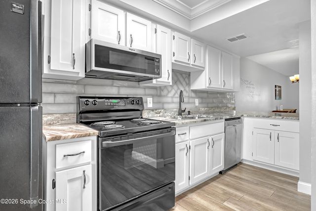 1010 Pine Tree Drive 202, Indian Harbour Beach, FL 32937