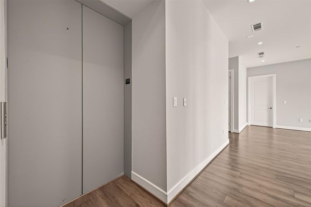4521 San Felipe Street 2602, Houston, TX 77027