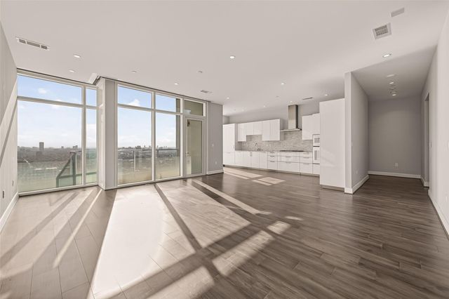 4521 San Felipe Street 2602, Houston, TX 77027