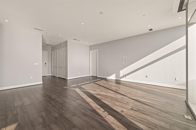 4521 San Felipe Street 2602, Houston, TX 77027