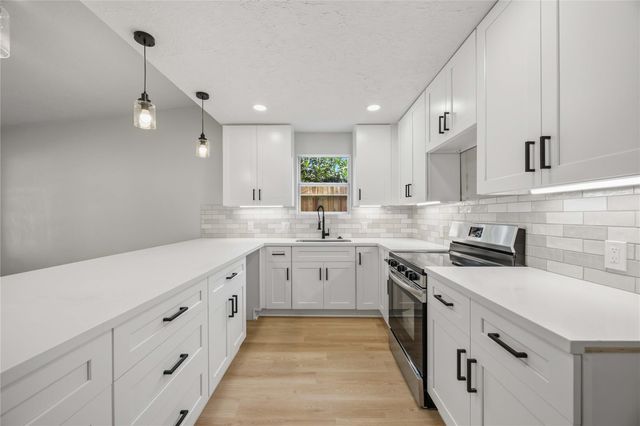 12006 Ashcroft Drive, Houston, TX 77035