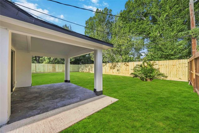 12006 Ashcroft Drive, Houston, TX 77035