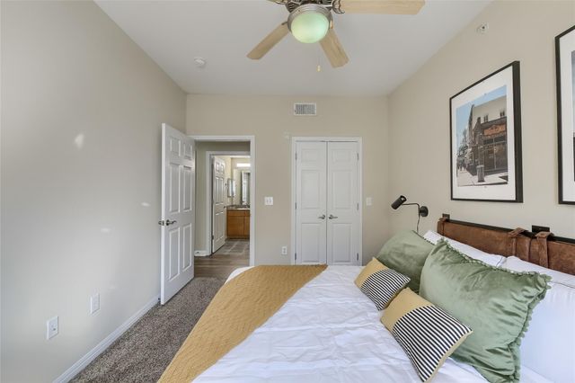 2502 Leon ST 212, Austin, TX 78705