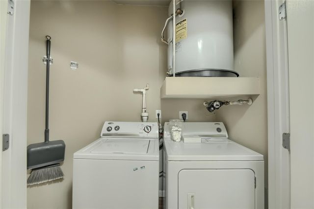 2502 Leon ST 212, Austin, TX 78705