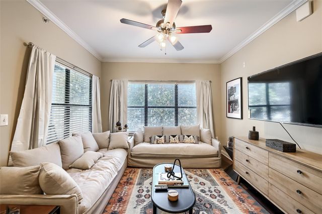 2502 Leon ST 212, Austin, TX 78705