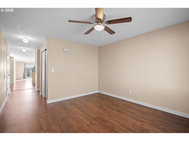 1211 W 29TH St, Vancouver, WA 98660