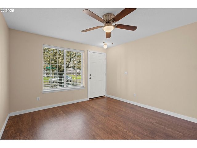 1211 W 29TH St, Vancouver, WA 98660