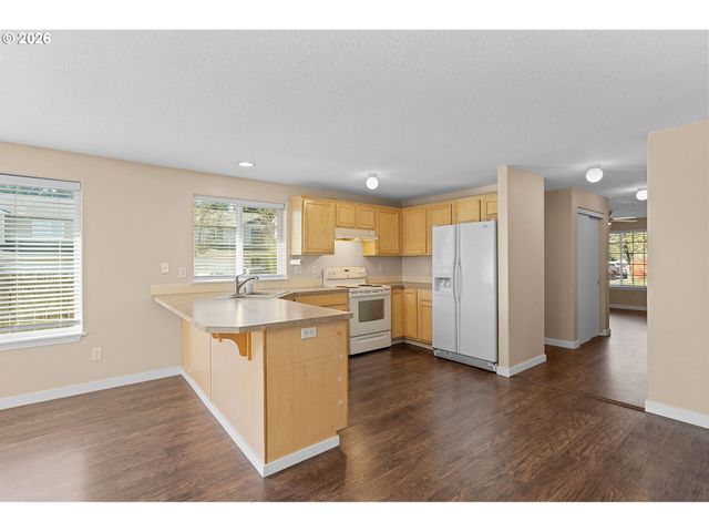 1211 W 29TH St, Vancouver, WA 98660