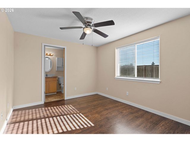 1211 W 29TH St, Vancouver, WA 98660