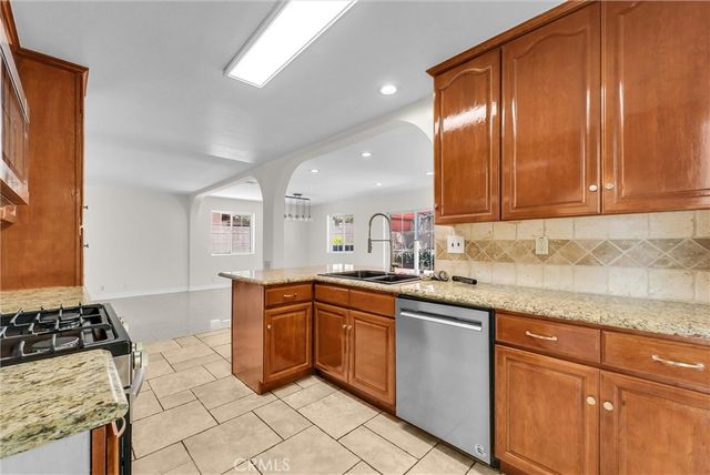 10152 Victoria Street, Rancho Cucamonga, CA 91701