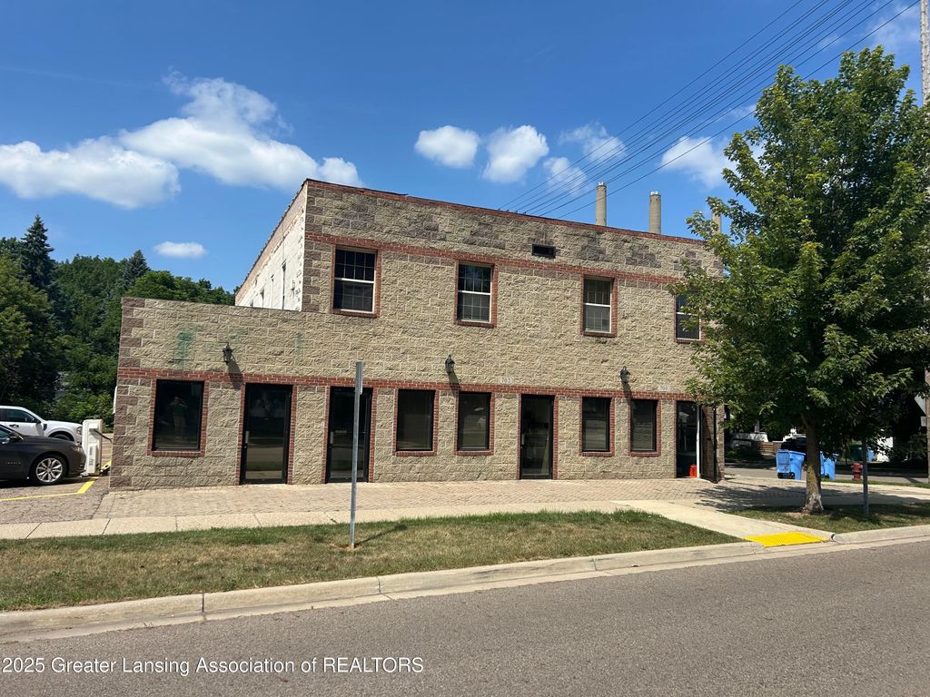 700 W Barnes Avenue, B, Lansing, MI 48910