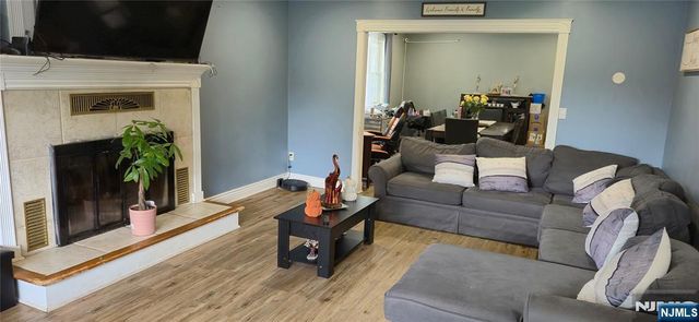2 Beaver Point Trail, Wharton Borough, NJ 07885