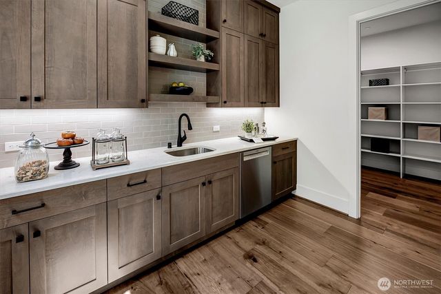 43592 SE 145th Place, North Bend, WA 98045