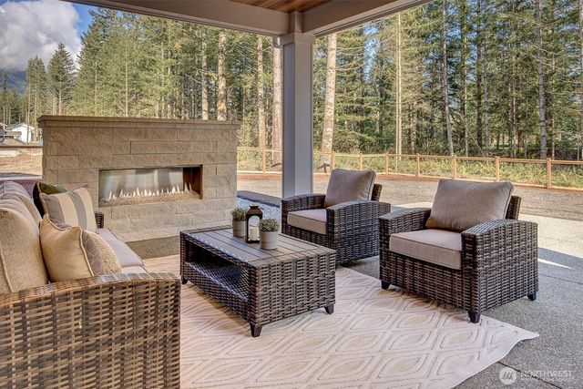 43592 SE 145th Place, North Bend, WA 98045