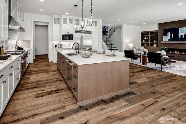 43592 SE 145th Place, North Bend, WA 98045