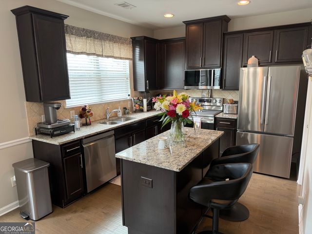7609 Summer Berry Lane, Lithonia, GA 30038