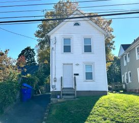 124 High Street, Enfield, CT 06082