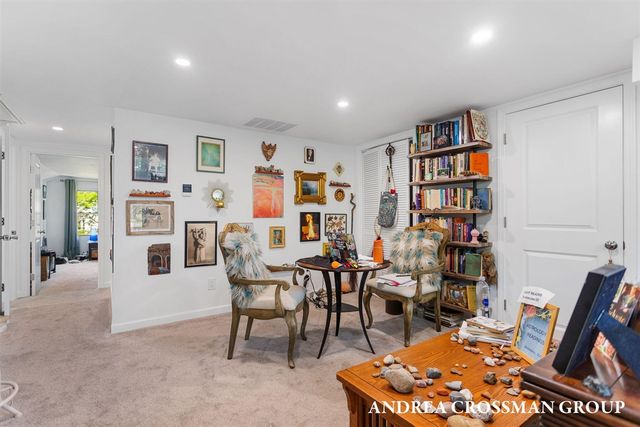 118 Hoffman Street, Saugatuck, MI 49453