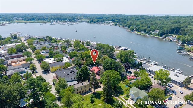 118 Hoffman Street, Saugatuck, MI 49453