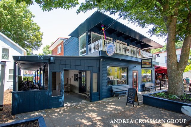 118 Hoffman Street, Saugatuck, MI 49453