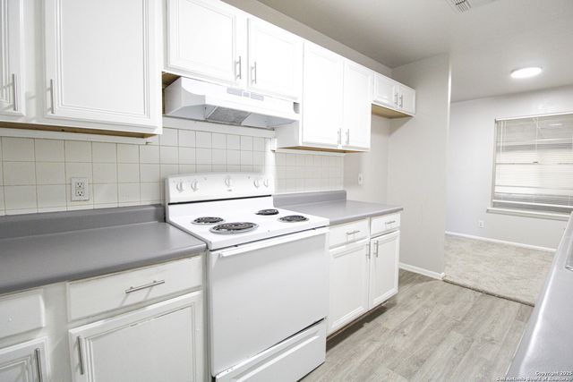 1031 Fabulous, San Antonio, TX 78213