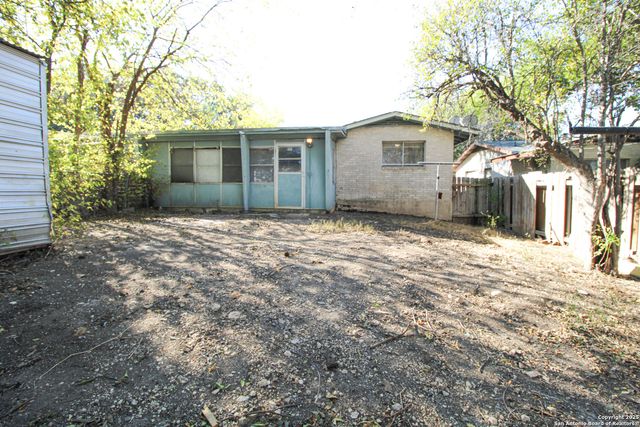 1031 Fabulous, San Antonio, TX 78213