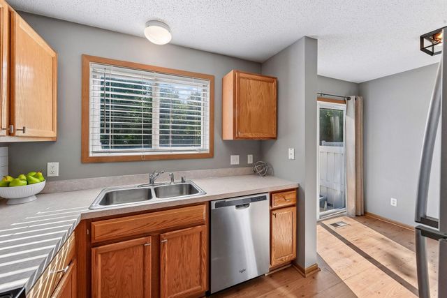 7764 Arboretum Village, Chanhassen, MN 55317