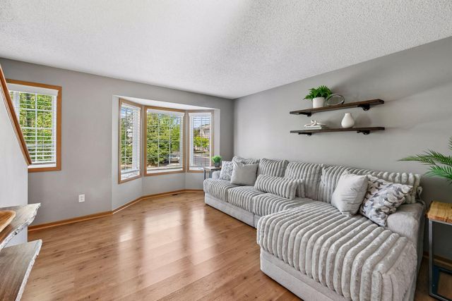 7764 Arboretum Village, Chanhassen, MN 55317