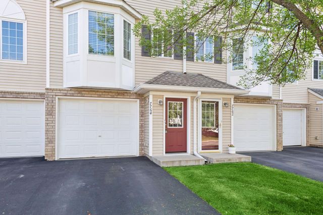 7764 Arboretum Village, Chanhassen, MN 55317