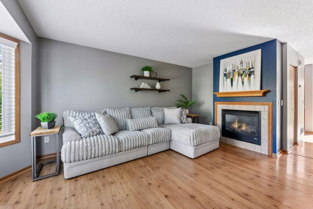 7764 Arboretum Village, Chanhassen, MN 55317