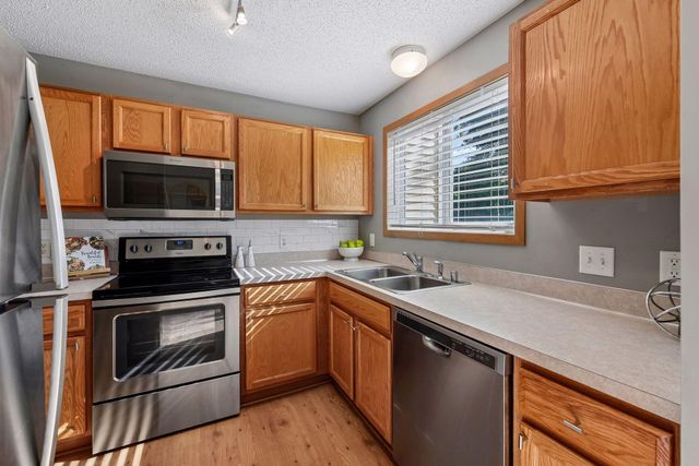 7764 Arboretum Village, Chanhassen, MN 55317