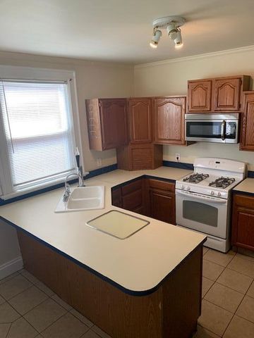 154-156 E Gates Street, Columbus, OH 43206