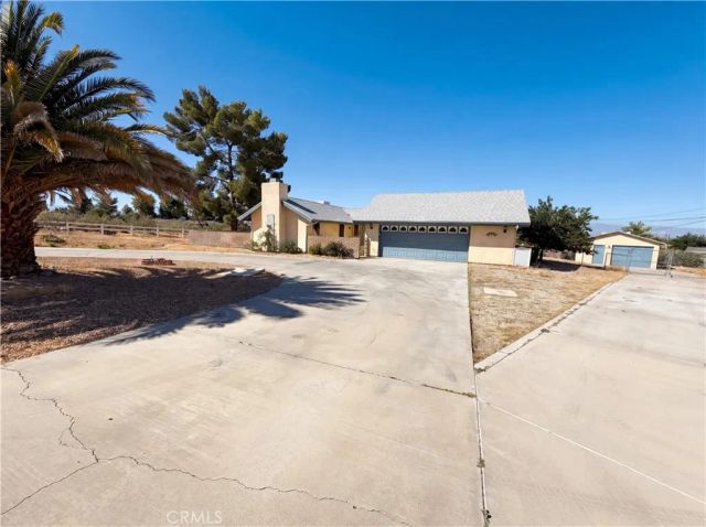 15852 Mandan, Apple Valley, CA 92307