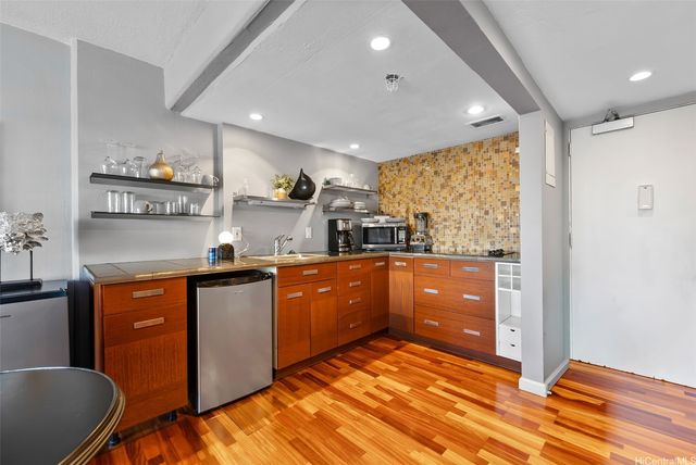 1777 Ala Moana Boulevard 507, Honolulu, HI 96815