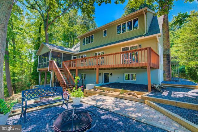579 BAY POINTE DR, Montross, VA 22520
