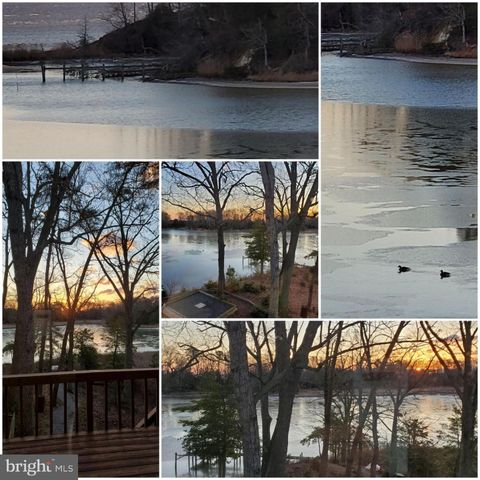 579 BAY POINTE DR, Montross, VA 22520