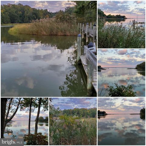 579 BAY POINTE DR, Montross, VA 22520