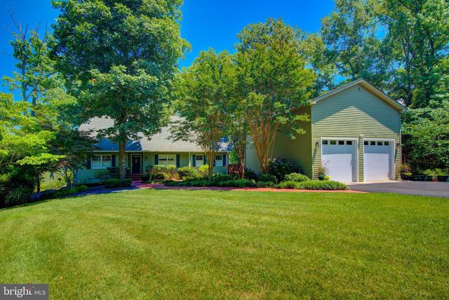 579 BAY POINTE DR, Montross, VA 22520