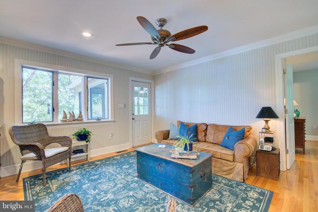 579 BAY POINTE DR, Montross, VA 22520