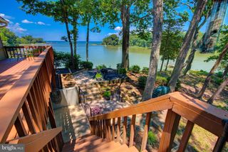 579 BAY POINTE DR, Montross, VA 22520