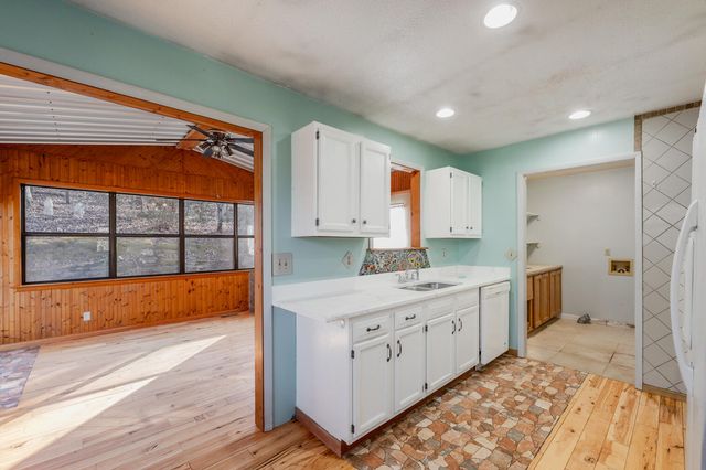 614 Bradley Street, Lafayette, GA 30728