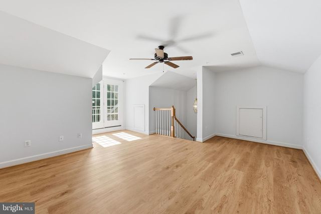 12483 ROSE PATH CIR, Fairfax, VA 22033