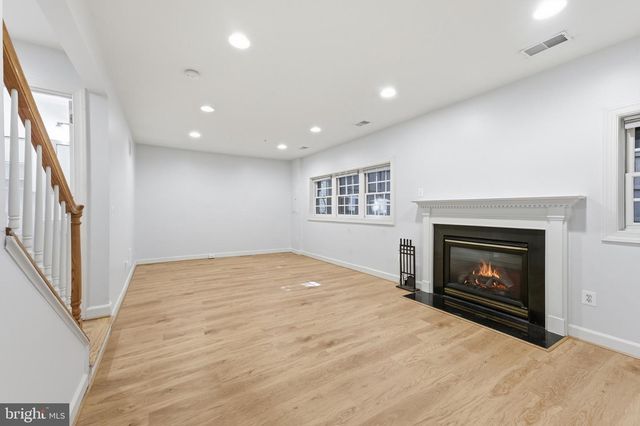 12483 ROSE PATH CIR, Fairfax, VA 22033