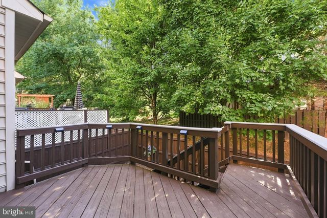 12483 ROSE PATH CIR, Fairfax, VA 22033