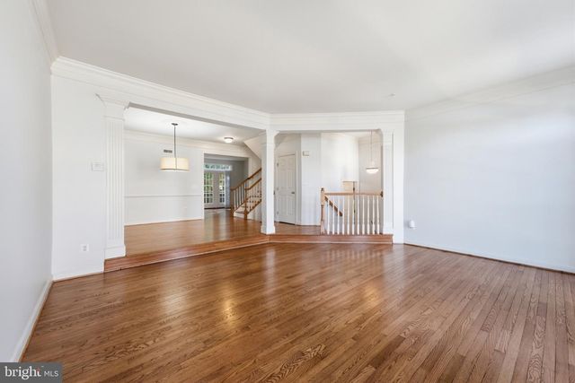 12483 ROSE PATH CIR, Fairfax, VA 22033