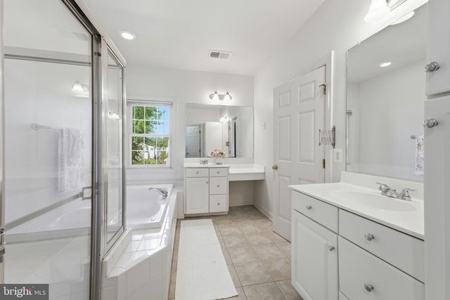 12483 ROSE PATH CIR, Fairfax, VA 22033
