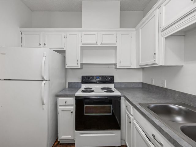 5310 Keller Springs Road 332, Dallas, TX 75248