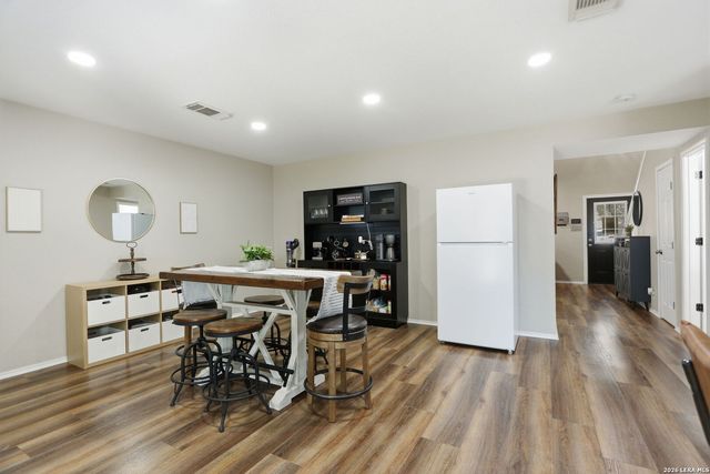 9023 Camino Rey, San Antonio, TX 78245