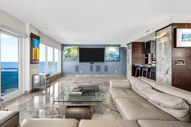 2066 N Ocean Boulevard 9ne, Boca Raton, FL 33431