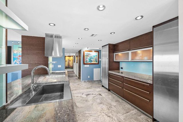 2066 N Ocean Boulevard 9ne, Boca Raton, FL 33431